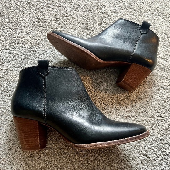 Madewell Boots Billie Size 9.5 Ankle Bootie Black Leather Side Zip Block Heels - Picture 1 of 6